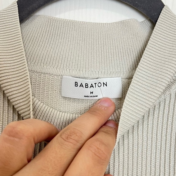 ARITZIA BABATON Sculpt Knit halter neck Cropped Tank M size - Picture 6 of 9